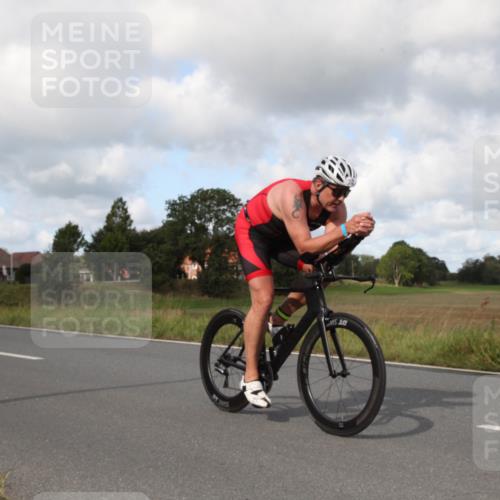 25.08.2024 - Elbe Triathlon Hamburg Fuchs,  Jonas http://msf.ph/oto/6823914 25.08.2024 10:12:59 Radfahren 372, 469 meine-sportfotos.de
