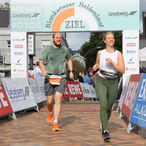 25.08.2024 - 20. Blankeneser Heldenlauf Strokosch-Dieckow http://msf.ph/oto/6823921 25.08.2024 09:51:25 Ziel 114, 123 meine-sportfotos.de
