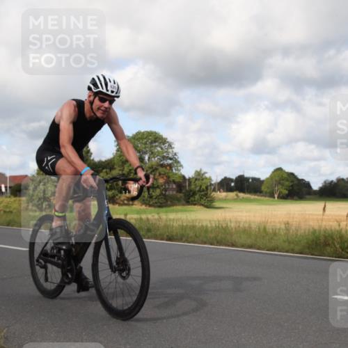 25.08.2024 - Elbe Triathlon Hamburg Fuchs,  Jonas http://msf.ph/oto/6823927 25.08.2024 10:12:36 Radfahren 435, 373 meine-sportfotos.de