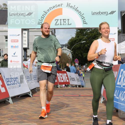 25.08.2024 - 20. Blankeneser Heldenlauf Strokosch-Dieckow http://msf.ph/oto/6823946 25.08.2024 09:51:25 Ziel 114, 123 meine-sportfotos.de