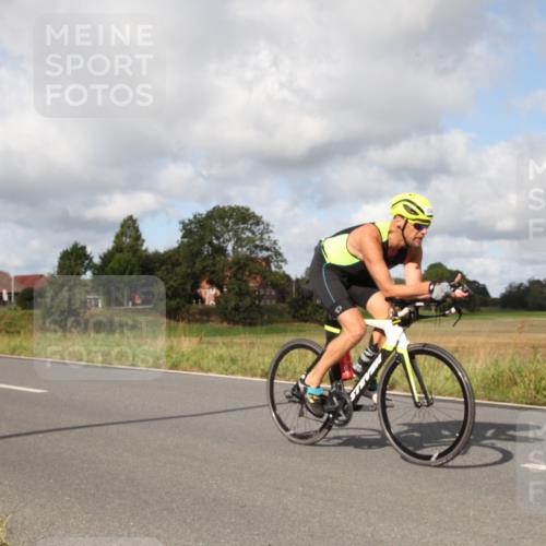 25.08.2024 - Elbe Triathlon Hamburg Fuchs,  Jonas http://msf.ph/oto/6823989 25.08.2024 10:11:25 Radfahren 434, 408, 530 meine-sportfotos.de