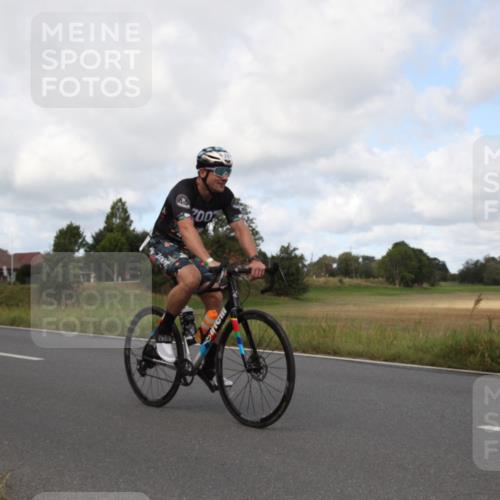 25.08.2024 - Elbe Triathlon Hamburg Fuchs,  Jonas http://msf.ph/oto/6824024 25.08.2024 10:10:32 Radfahren 362, 498, 295 meine-sportfotos.de