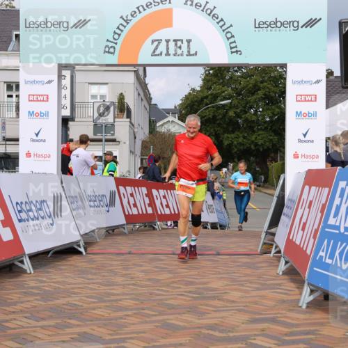 25.08.2024 - 20. Blankeneser Heldenlauf Strokosch-Dieckow http://msf.ph/oto/6824086 25.08.2024 09:51:31 Ziel 102, 114, 123, 241 meine-sportfotos.de