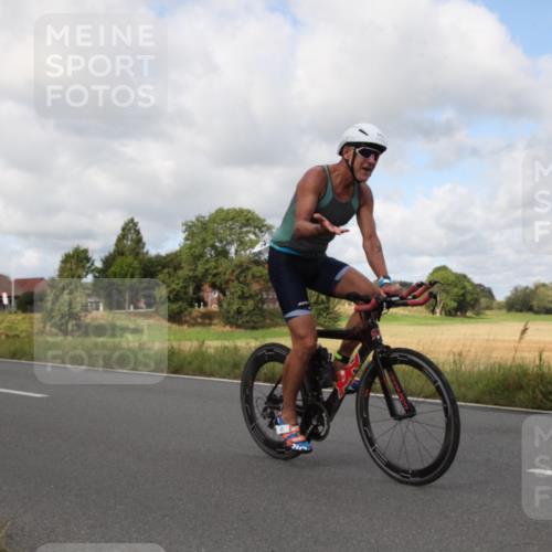 25.08.2024 - Elbe Triathlon Hamburg Fuchs,  Jonas http://msf.ph/oto/6824128 25.08.2024 10:08:39 Radfahren 443, 541, 390 meine-sportfotos.de