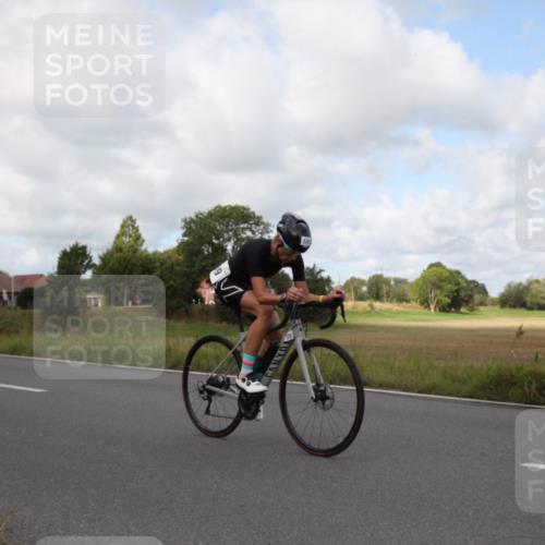 25.08.2024 - Elbe Triathlon Hamburg Fuchs,  Jonas http://msf.ph/oto/6824141 25.08.2024 10:08:20 Radfahren 265, 539, 482, 514 meine-sportfotos.de