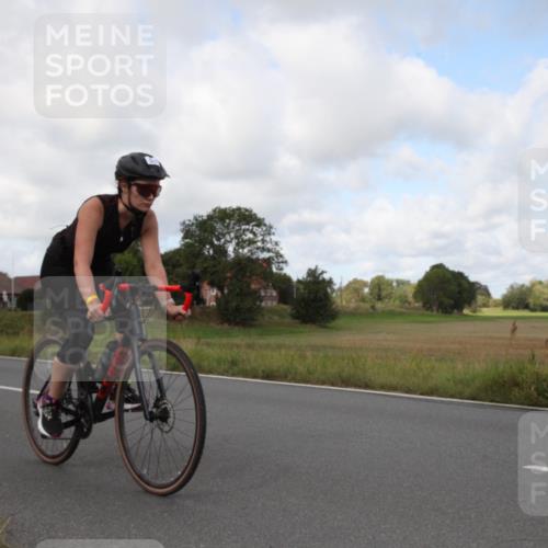 25.08.2024 - Elbe Triathlon Hamburg Fuchs,  Jonas http://msf.ph/oto/6824161 25.08.2024 10:08:02 Radfahren 501, 490 meine-sportfotos.de