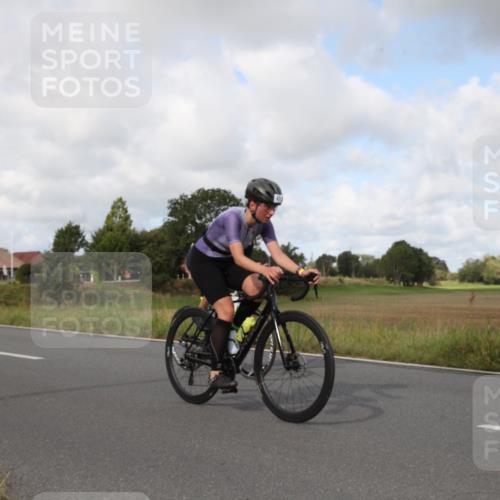 25.08.2024 - Elbe Triathlon Hamburg Fuchs,  Jonas http://msf.ph/oto/6824184 25.08.2024 10:07:40 Radfahren 457, 461, 419, 314, 465, 471, 342, 307 meine-sportfotos.de