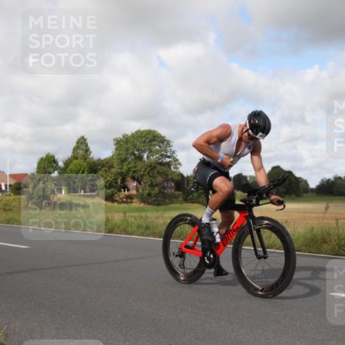 25.08.2024 - Elbe Triathlon Hamburg Fuchs,  Jonas http://msf.ph/oto/6824205 25.08.2024 10:07:23 Radfahren 368 meine-sportfotos.de