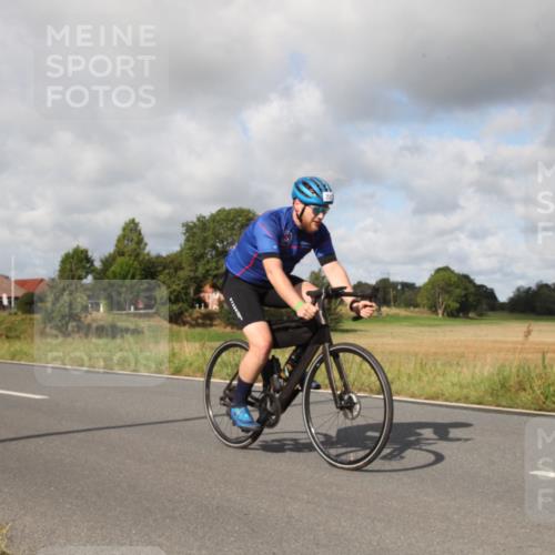 25.08.2024 - Elbe Triathlon Hamburg Fuchs,  Jonas http://msf.ph/oto/6824249 25.08.2024 10:06:45 Radfahren 529, 347, 256, 206, 319, 141 meine-sportfotos.de