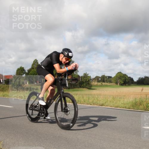 25.08.2024 - Elbe Triathlon Hamburg Fuchs,  Jonas http://msf.ph/oto/6824273 25.08.2024 10:06:25 Radfahren 509, 445, 426, 175 meine-sportfotos.de
