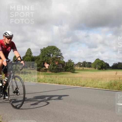 25.08.2024 - Elbe Triathlon Hamburg Fuchs,  Jonas http://msf.ph/oto/6824276 25.08.2024 10:06:23 Radfahren 472, 509, 445, 426, 175 meine-sportfotos.de
