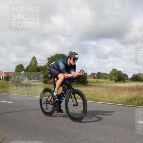 25.08.2024 - Elbe Triathlon Hamburg Fuchs,  Jonas http://msf.ph/oto/6824315 25.08.2024 10:05:45 Radfahren 397, 340, 357, 526, 304, 349, 538 meine-sportfotos.de