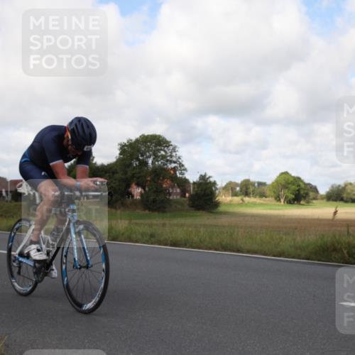 25.08.2024 - Elbe Triathlon Hamburg Fuchs,  Jonas http://msf.ph/oto/6824377 25.08.2024 10:04:40 Radfahren 399, 410, 326, 433, 353 meine-sportfotos.de