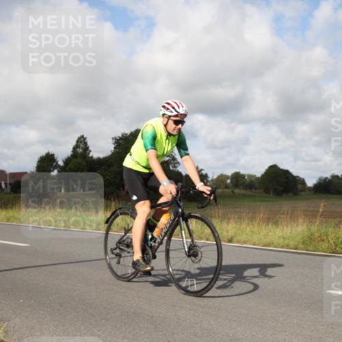 25.08.2024 - Elbe Triathlon Hamburg Fuchs,  Jonas http://msf.ph/oto/6824409 25.08.2024 10:04:21 Radfahren 356, 371, 350, 549 meine-sportfotos.de