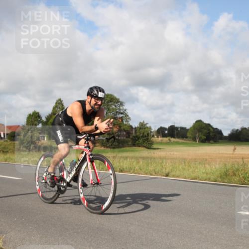 25.08.2024 - Elbe Triathlon Hamburg Fuchs,  Jonas http://msf.ph/oto/6824434 25.08.2024 10:03:58 Radfahren 493, 352, 228 meine-sportfotos.de