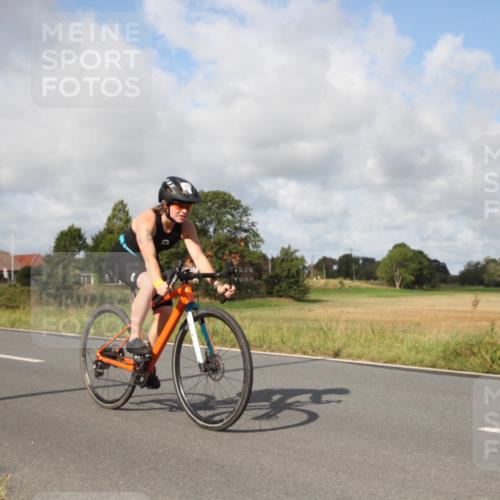 25.08.2024 - Elbe Triathlon Hamburg Fuchs,  Jonas http://msf.ph/oto/6824439 25.08.2024 10:03:53 Radfahren 537, 476, 361, 540, 493, 352, 228 meine-sportfotos.de