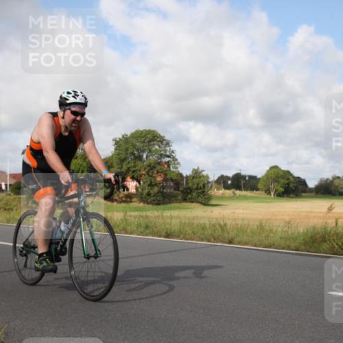 25.08.2024 - Elbe Triathlon Hamburg Fuchs,  Jonas http://msf.ph/oto/6824449 25.08.2024 10:03:49 Radfahren 271, 400, 537, 476, 361, 540, 493 meine-sportfotos.de