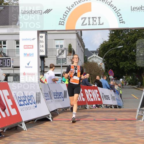 25.08.2024 - 20. Blankeneser Heldenlauf Strokosch-Dieckow http://msf.ph/oto/6824516 25.08.2024 09:51:43 Ziel 177 meine-sportfotos.de