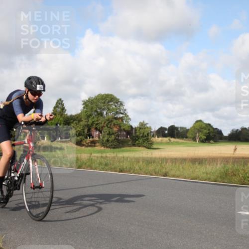 25.08.2024 - Elbe Triathlon Hamburg Fuchs,  Jonas http://msf.ph/oto/6824548 25.08.2024 10:02:24 Radfahren 374, 441, 462 meine-sportfotos.de