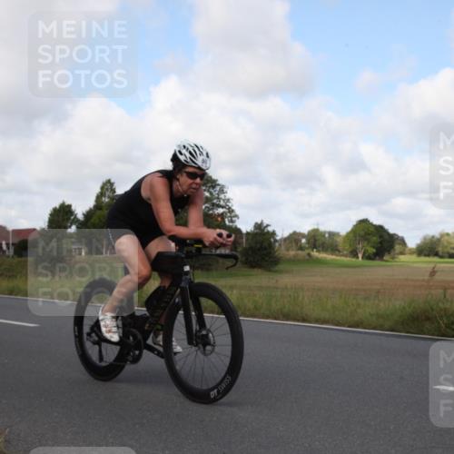 25.08.2024 - Elbe Triathlon Hamburg Fuchs,  Jonas http://msf.ph/oto/6824575 25.08.2024 10:01:55 Radfahren 551 meine-sportfotos.de