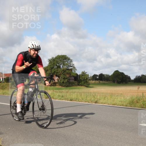 25.08.2024 - Elbe Triathlon Hamburg Fuchs,  Jonas http://msf.ph/oto/6824591 25.08.2024 10:01:18 Radfahren 516, 276 meine-sportfotos.de