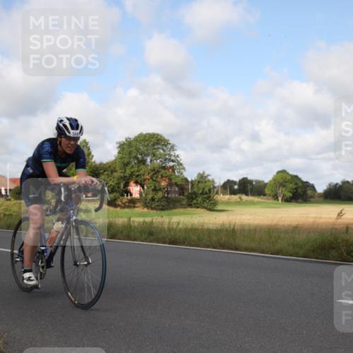25.08.2024 - Elbe Triathlon Hamburg Fuchs,  Jonas http://msf.ph/oto/6824612 25.08.2024 10:01:04 Radfahren 550, 544, 440, 406, 364 meine-sportfotos.de