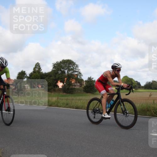 25.08.2024 - Elbe Triathlon Hamburg Fuchs,  Jonas http://msf.ph/oto/6824629 25.08.2024 10:00:56 Radfahren 547, 407, 486, 211, 214 meine-sportfotos.de