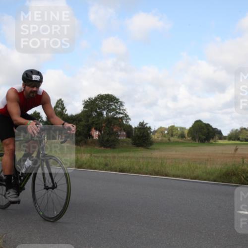 25.08.2024 - Elbe Triathlon Hamburg Fuchs,  Jonas http://msf.ph/oto/6824646 25.08.2024 10:00:48 Radfahren 385, 305, 401, 547, 407 meine-sportfotos.de