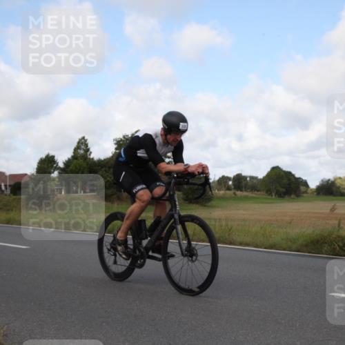 25.08.2024 - Elbe Triathlon Hamburg Fuchs,  Jonas http://msf.ph/oto/6824660 25.08.2024 10:00:41 Radfahren 321, 339, 290, 385, 305 meine-sportfotos.de
