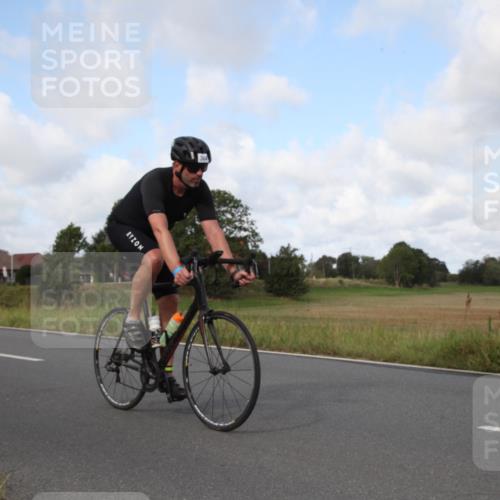 25.08.2024 - Elbe Triathlon Hamburg Fuchs,  Jonas http://msf.ph/oto/6824675 25.08.2024 10:00:10 Radfahren 507, 384, 438 meine-sportfotos.de