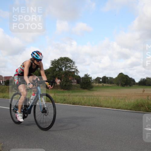 25.08.2024 - Elbe Triathlon Hamburg Fuchs,  Jonas http://msf.ph/oto/6824680 25.08.2024 10:00:08 Radfahren 351, 507, 384, 438 meine-sportfotos.de