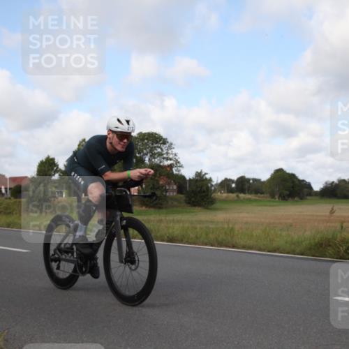 25.08.2024 - Elbe Triathlon Hamburg Fuchs,  Jonas http://msf.ph/oto/6824687 25.08.2024 10:00:01 Radfahren 254, 277, 351, 507 meine-sportfotos.de