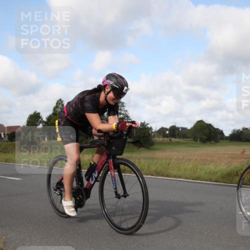 25.08.2024 - Elbe Triathlon Hamburg Fuchs,  Jonas http://msf.ph/oto/6824714 25.08.2024 09:59:34 Radfahren 251, 270, 456, 341, 543, 391, 411 meine-sportfotos.de