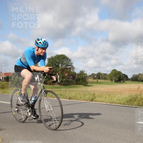25.08.2024 - Elbe Triathlon Hamburg Fuchs,  Jonas http://msf.ph/oto/6824780 25.08.2024 09:58:48 Radfahren 282, 336, 231, 469 meine-sportfotos.de