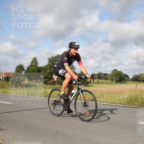 25.08.2024 - Elbe Triathlon Hamburg Fuchs,  Jonas http://msf.ph/oto/6824785 25.08.2024 09:58:42 Radfahren 388, 345, 417, 282, 336, 231 meine-sportfotos.de