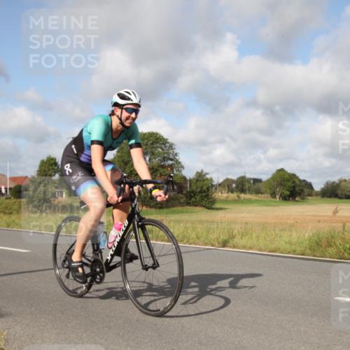 25.08.2024 - Elbe Triathlon Hamburg Fuchs,  Jonas http://msf.ph/oto/6824808 25.08.2024 09:58:30 Radfahren 525, 455, 285, 388 meine-sportfotos.de