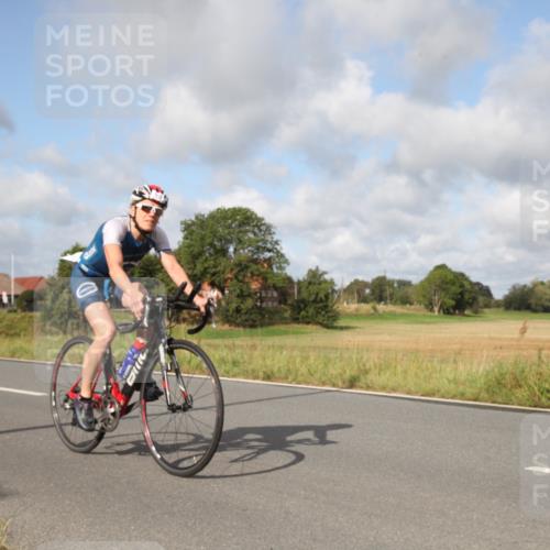 25.08.2024 - Elbe Triathlon Hamburg Fuchs,  Jonas http://msf.ph/oto/6824812 25.08.2024 09:58:22 Radfahren 249, 552 meine-sportfotos.de