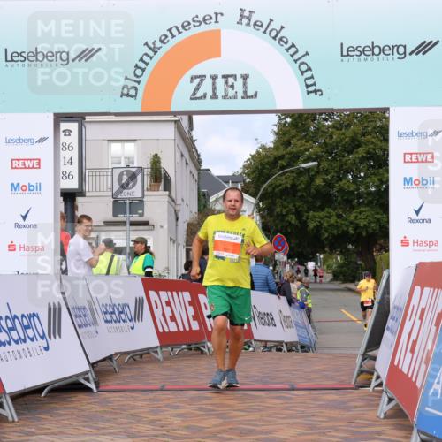 25.08.2024 - 20. Blankeneser Heldenlauf Strokosch-Dieckow http://msf.ph/oto/6824816 25.08.2024 09:52:14 Ziel 289 meine-sportfotos.de