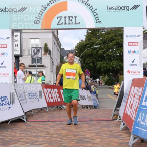 25.08.2024 - 20. Blankeneser Heldenlauf Strokosch-Dieckow http://msf.ph/oto/6824833 25.08.2024 09:52:14 Ziel 289 meine-sportfotos.de