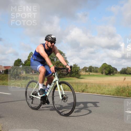 25.08.2024 - Elbe Triathlon Hamburg Fuchs,  Jonas http://msf.ph/oto/6824870 25.08.2024 09:57:17 Radfahren 303, 545, 530, 215, 382, 378 meine-sportfotos.de