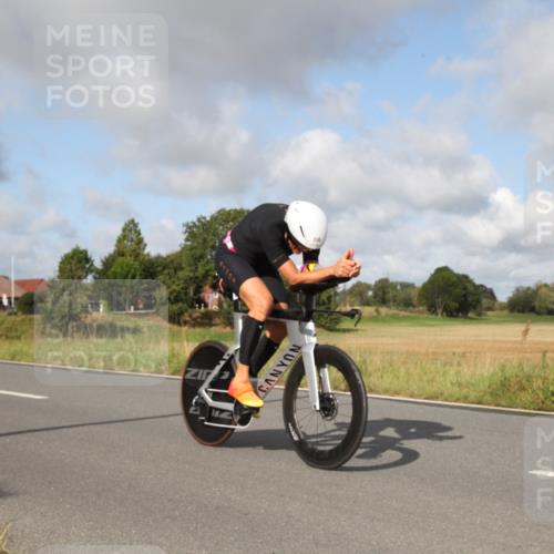 25.08.2024 - Elbe Triathlon Hamburg Fuchs,  Jonas http://msf.ph/oto/6824876 25.08.2024 09:56:57 Radfahren 1850, 224, 396, 205, 362 meine-sportfotos.de