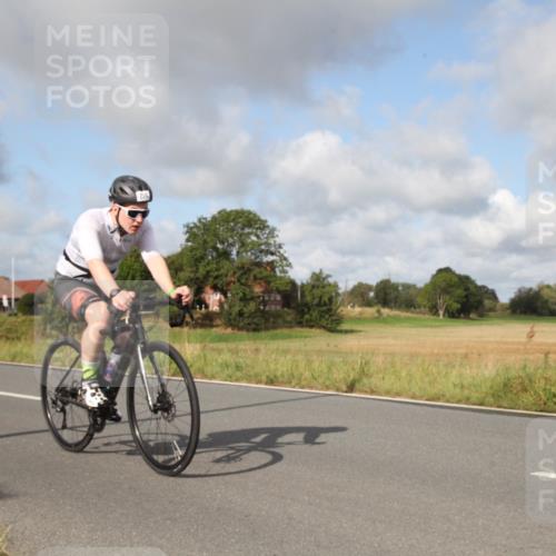 25.08.2024 - Elbe Triathlon Hamburg Fuchs,  Jonas http://msf.ph/oto/6824877 25.08.2024 09:56:55 Radfahren 200, 1850, 224, 396, 205, 362 meine-sportfotos.de