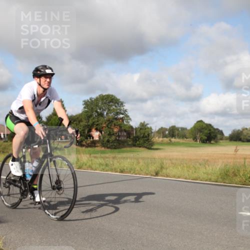 25.08.2024 - Elbe Triathlon Hamburg Fuchs,  Jonas http://msf.ph/oto/6824928 25.08.2024 09:56:05 Radfahren 359, 358, 354, 420 meine-sportfotos.de