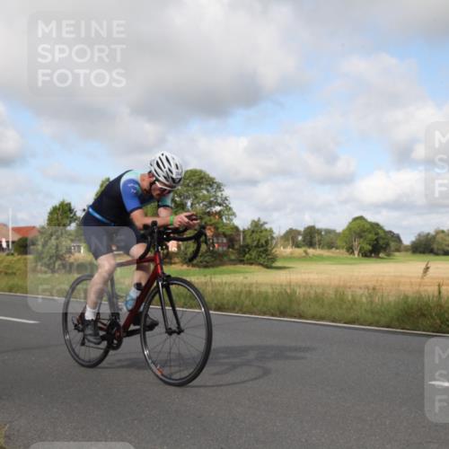25.08.2024 - Elbe Triathlon Hamburg Fuchs,  Jonas http://msf.ph/oto/6824940 25.08.2024 09:55:52 Radfahren 482, 463, 244, 238, 230 meine-sportfotos.de