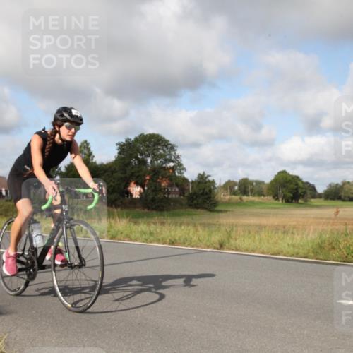 25.08.2024 - Elbe Triathlon Hamburg Fuchs,  Jonas http://msf.ph/oto/6824952 25.08.2024 09:55:42 Radfahren 318, 252, 480, 453, 482, 463 meine-sportfotos.de