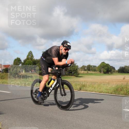 25.08.2024 - Elbe Triathlon Hamburg Fuchs,  Jonas http://msf.ph/oto/6824978 25.08.2024 09:55:16 Radfahren 373, 415, 217 meine-sportfotos.de