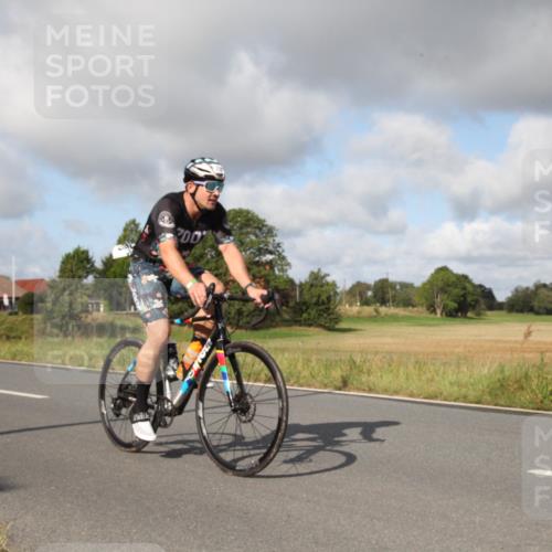 25.08.2024 - Elbe Triathlon Hamburg Fuchs,  Jonas http://msf.ph/oto/6824984 25.08.2024 09:55:04 Radfahren 213, 295 meine-sportfotos.de