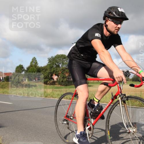 25.08.2024 - Elbe Triathlon Hamburg Fuchs,  Jonas http://msf.ph/oto/6824997 25.08.2024 09:54:42 Radfahren 414, 269, 504 meine-sportfotos.de