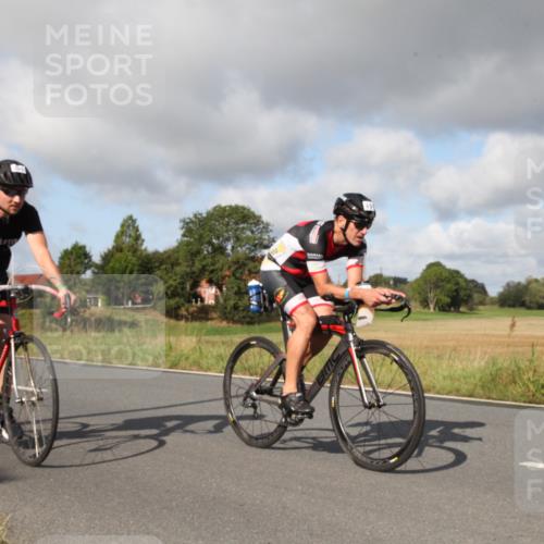 25.08.2024 - Elbe Triathlon Hamburg Fuchs,  Jonas http://msf.ph/oto/6825001 25.08.2024 09:54:42 Radfahren 414, 269, 504 meine-sportfotos.de