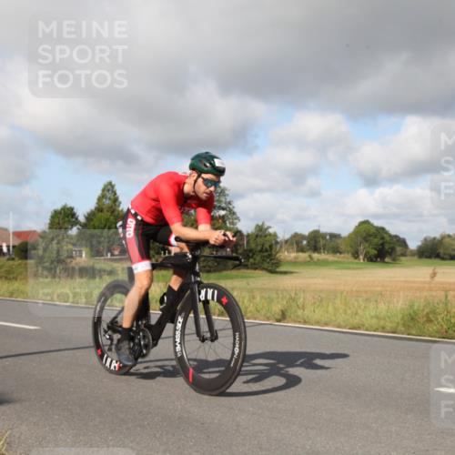 25.08.2024 - Elbe Triathlon Hamburg Fuchs,  Jonas http://msf.ph/oto/6825002 25.08.2024 09:54:36 Radfahren 363, 518, 248, 237, 284, 414, 269 meine-sportfotos.de